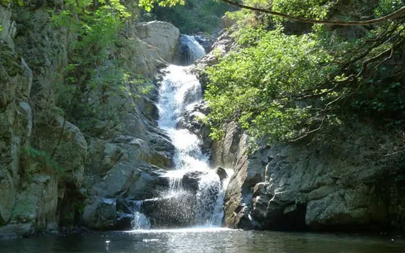 cascate del marmarico - Fuga dall’afa in Calabria, ecco le riserve fluviali dove trovare refrigerio - 25 cascate del marmarico - Meraviglie di Calabria - 24