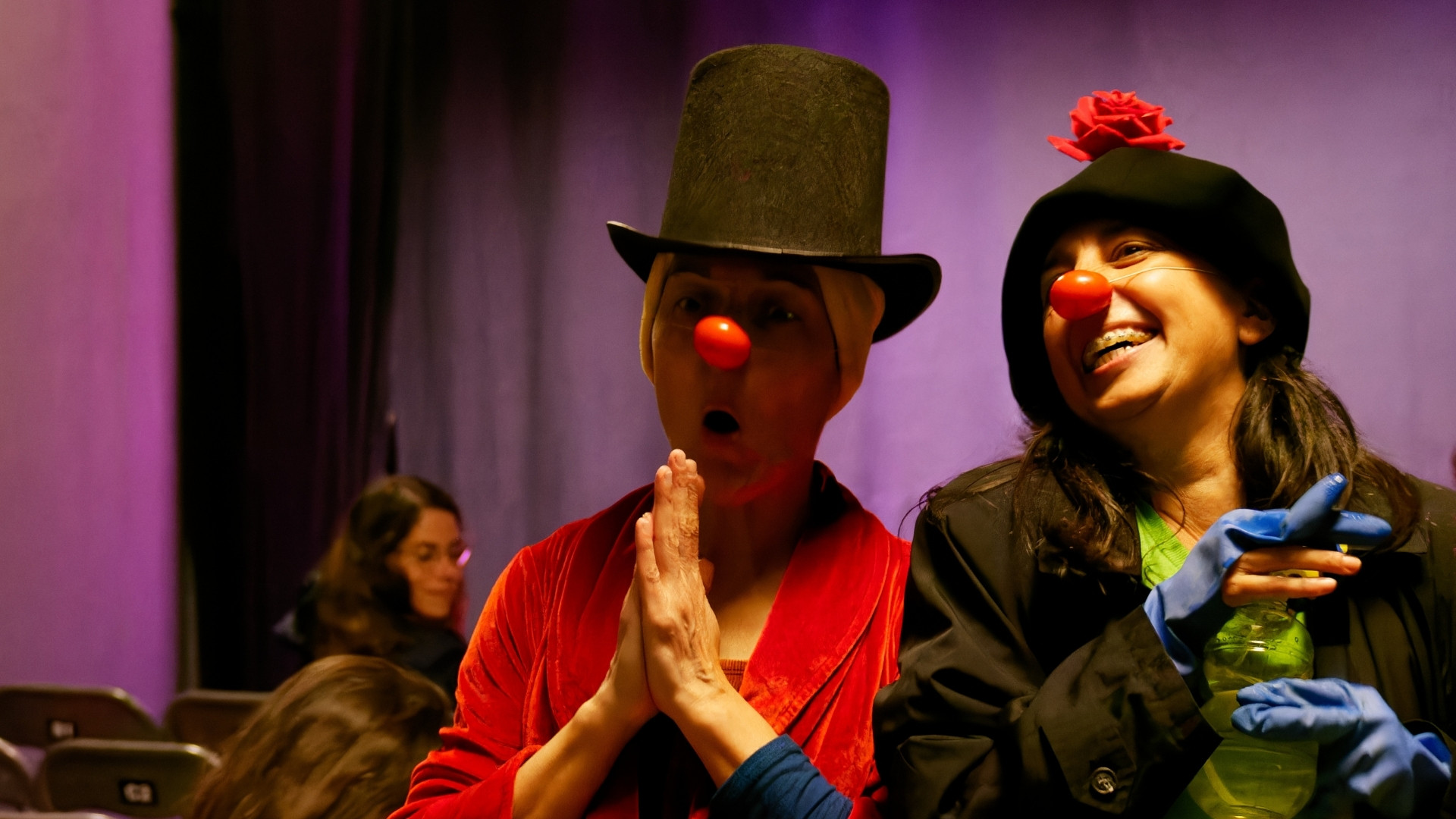 Clown e acrobati in piazza a Filadelfia, debutta il festival CICO