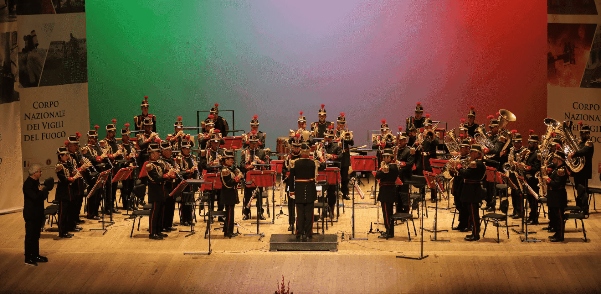 Banda Musicale Vigili del Fuoco - A Laino Borgo il Festival delle Bande Musicali e il Premio Artemide - 3 Banda Musicale Vigili del Fuoco - Meraviglie di Calabria - 2