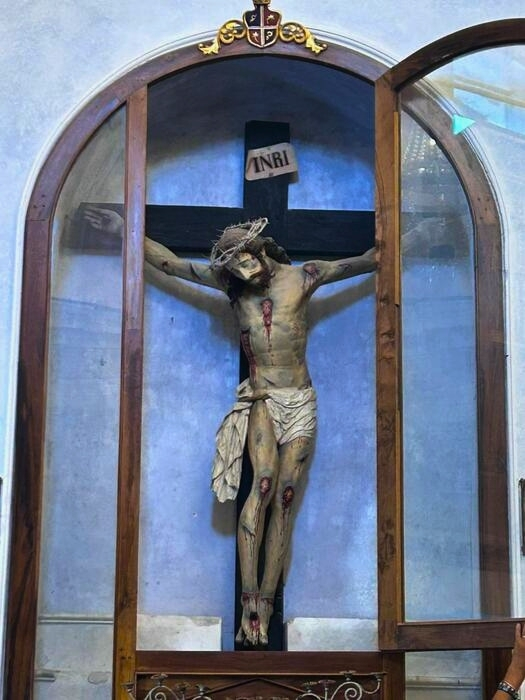 Gerace Crocifisso S. Maria Addolorata 1 - Nuova ipotesi sull'autore del prezioso Crocifisso ligneo di Gerace - 3 Gerace Crocifisso S. Maria Addolorata 1 - Meraviglie di Calabria - 2
