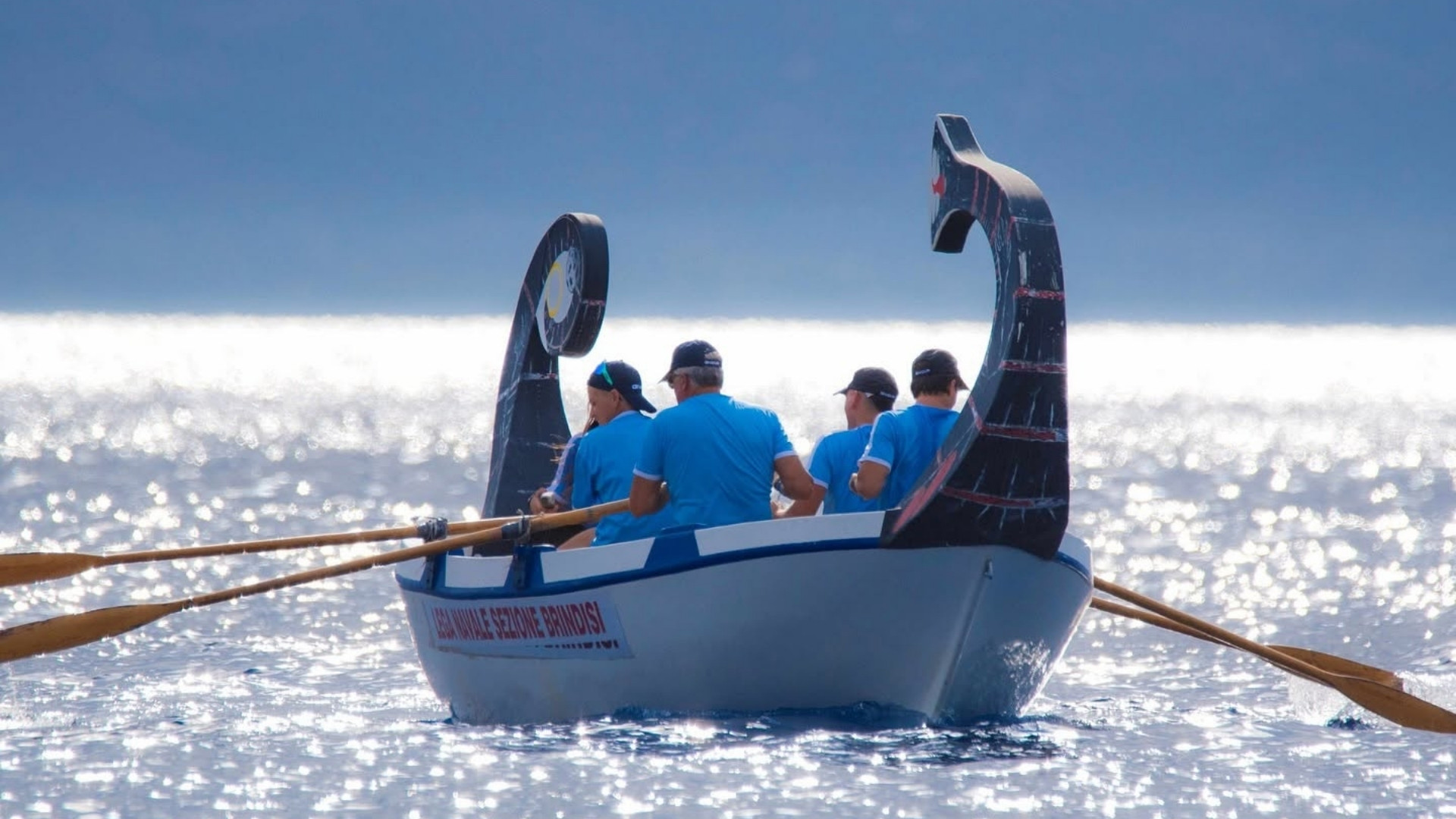Regata del Mediterraneo, la sfida nelle acque della Fata Morgana