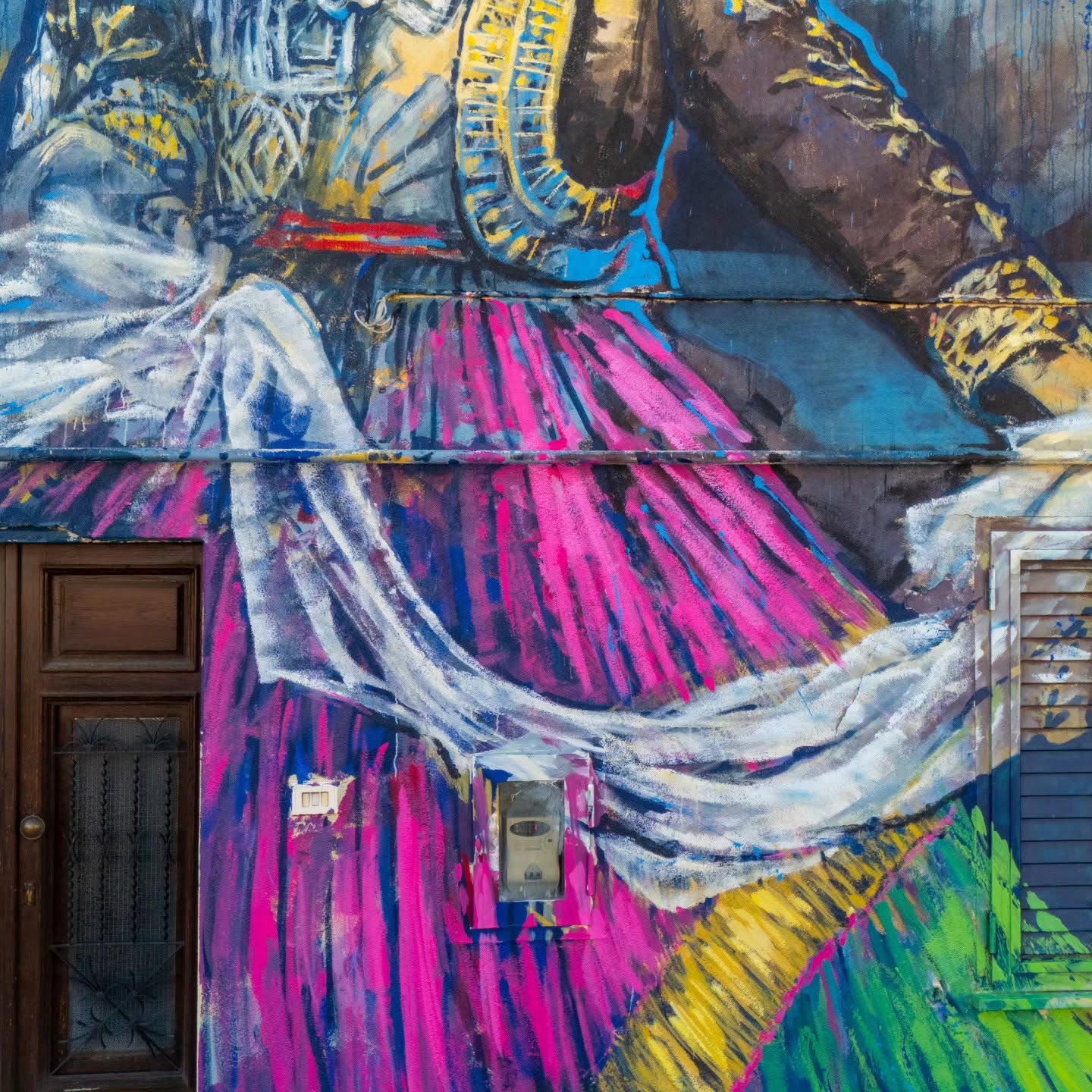 Santa Sofia dEpiro Gulia Lebibe Topalli 3 - Ylberi, a Santa Sofia d'Epiro il murale che celebra il costume arbëresh - 11 Santa Sofia dEpiro Gulia Lebibe Topalli 3 - Meraviglie di Calabria - 10