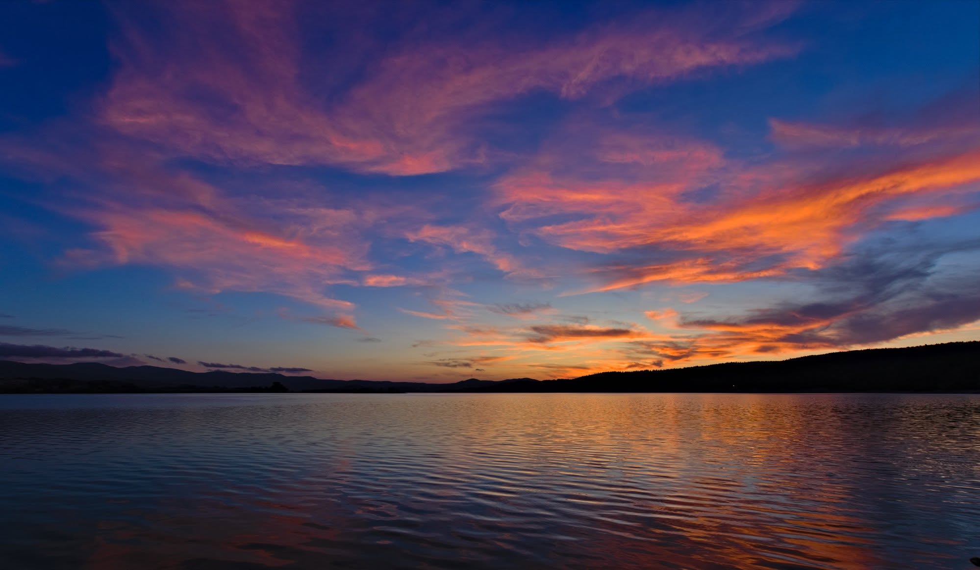 Sila lago cecita tramonto ph Marco Fine - Come ne "Il Signore degli Anelli"? La Sila vista con gli occhi di Bartoccioli - 13 Sila lago cecita tramonto ph Marco Fine - Meraviglie di Calabria - 12