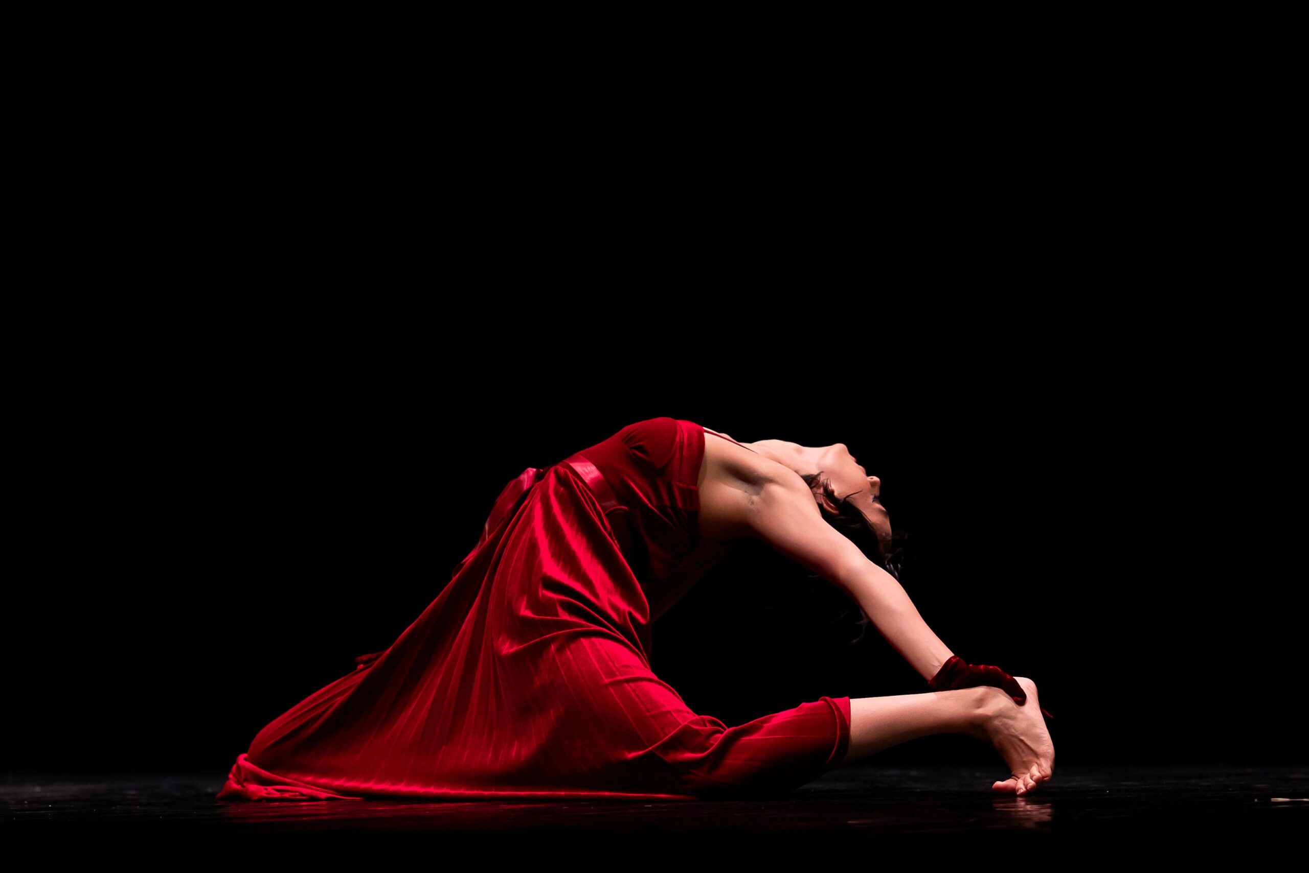 Teatro danza tentazioni dopera 1 scaled - La danza incontra l'opera lirica in "Tentazioni d'Opera" - 5 Teatro danza tentazioni dopera 1 scaled - Meraviglie di Calabria - 4