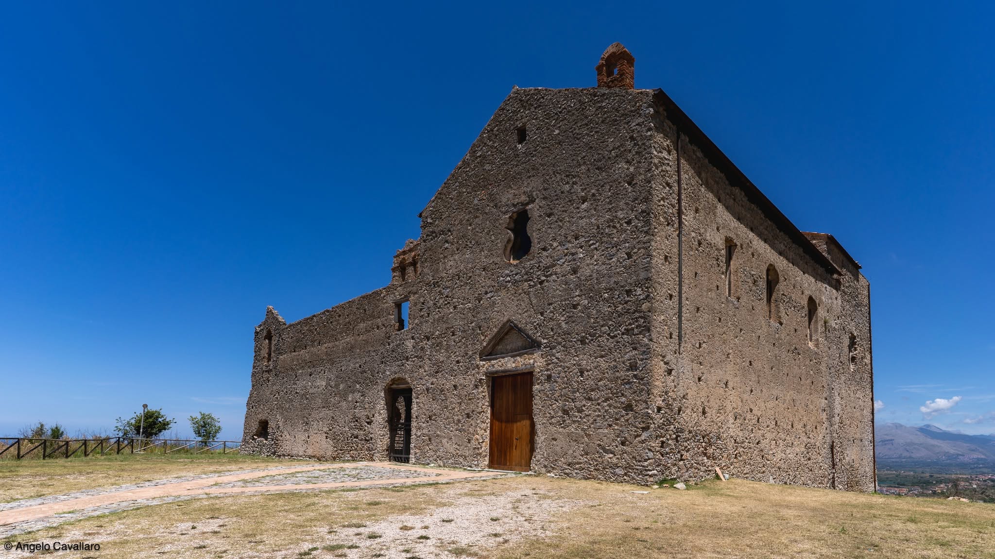 cirella monastero dei minimi 1 ph Angelo Cavallaro - 'CRIVU', il Festival dei paesaggi straordinari e delle rive sconosciute - 9 cirella monastero dei minimi 1 ph Angelo Cavallaro - Meraviglie di Calabria - 8