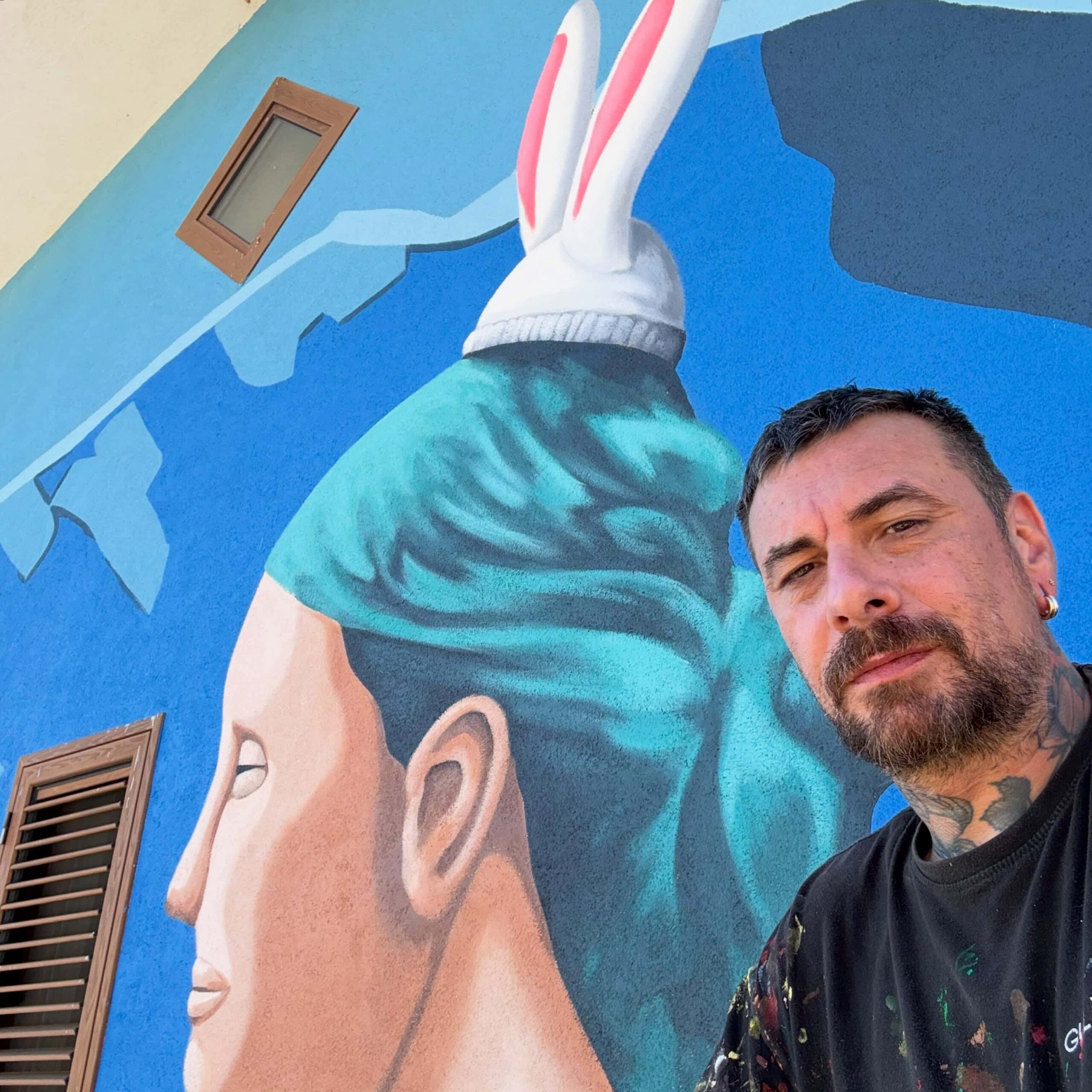 santa sofia depiro murales tony gallo 11 scaled - Tu più di tutti, a Santa Sofia d'Epiro il nuovo murale di Tony Gallo - 11 santa sofia depiro murales tony gallo 11 scaled - Meraviglie di Calabria - 10