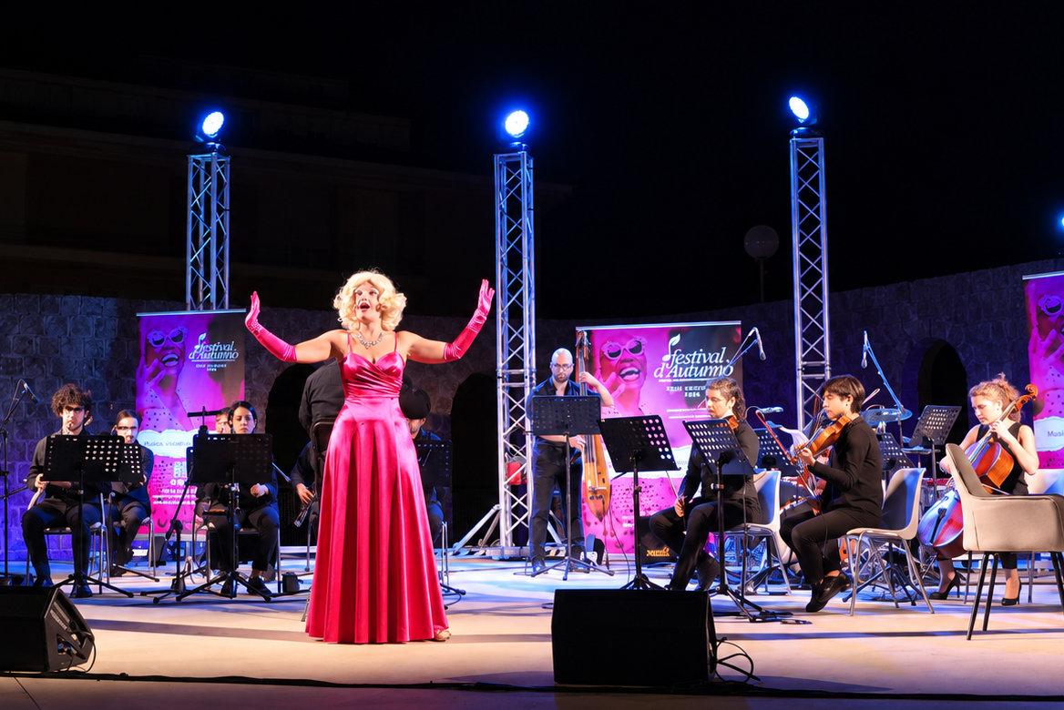 Marylin. Il mito compie 100 anni 2 - Marilyn immortale, una Prima assoluta per il Festival d'Autunno - 3 Marylin. Il mito compie 100 anni 2 - Meraviglie di Calabria - 2