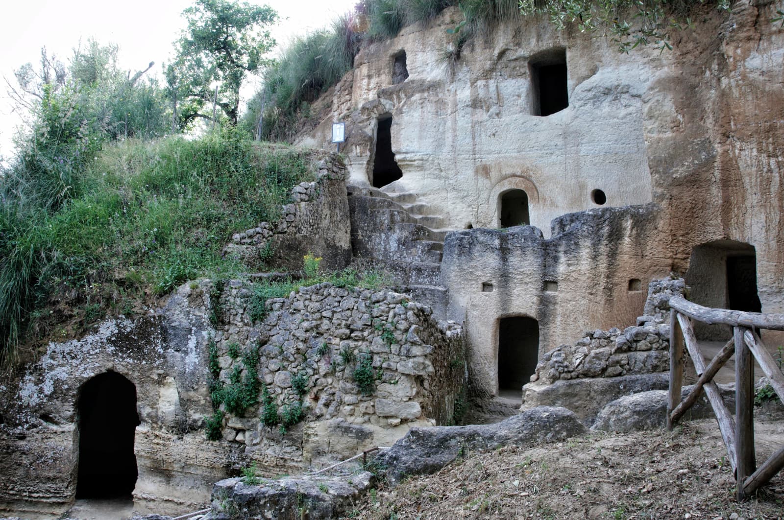 Zungri Insediamento Rupestre 1 - Meraviglie di Calabria - 6